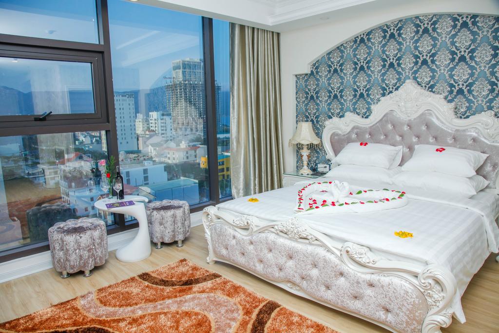Khách sạn Golden Rose Hotel 3 sao cách ly tại Đà Nẵng